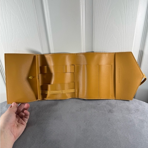 Glass Ladder & co Katherine Leather Tech Travel Roll Up Organizer Case Carmel - Picture 3 of 8